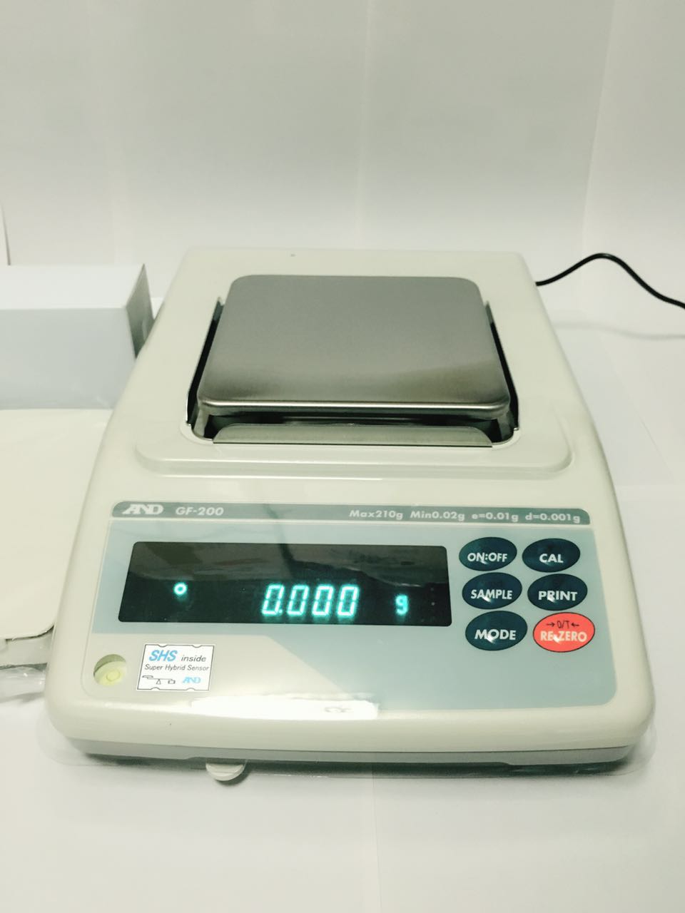 日本AND精密天平GF-200 210g-810g/0.001g